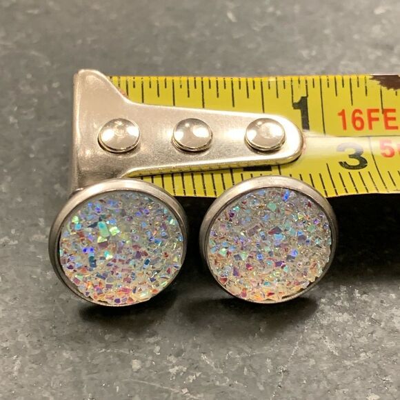 Men’s Round White Iridescent Prism Faux Druzy Hip Hop Iced Out Stud Earrings NEW - Picture 10 of 10